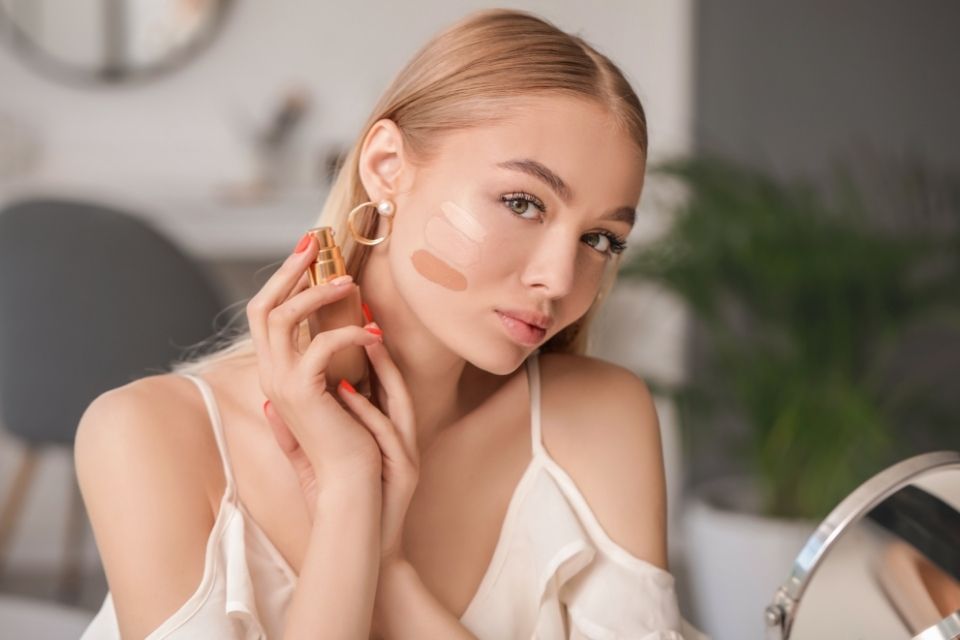Les 6 produits indispensables pour un maquillage longue tenue