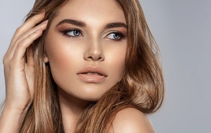 Maquillage Clean Girl : la tendance qui sublime la peau en toute légèreté