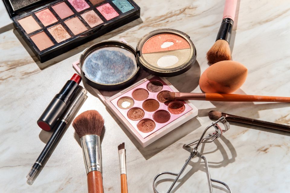 Quel matériel acheter pour débuter en maquillage professionnel ?